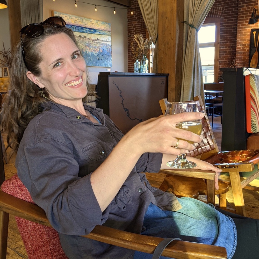 Meet your Posher, Jennifer